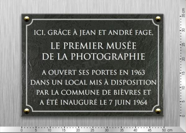 Plaque 50x35cm en ardoise. Gravure finition blanche.