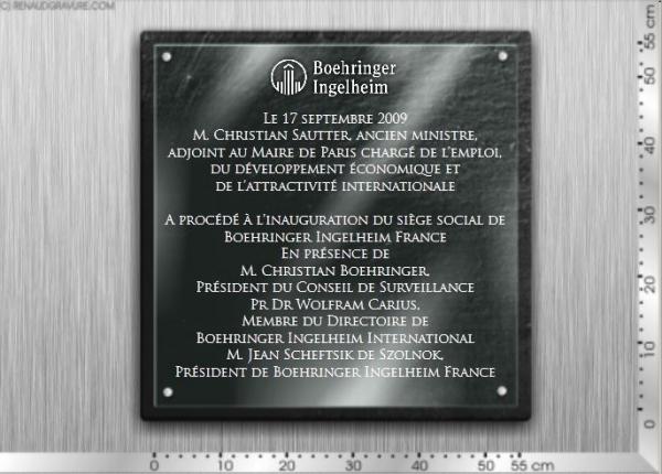 Image d'une plaque professionnelle en verre et ardoise.