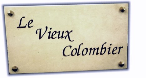 Plaques de maisons et plaques professionnelles  plaques de maisons en ardoise, plaques de maisons en verre, plaques de maisons en pierre.
